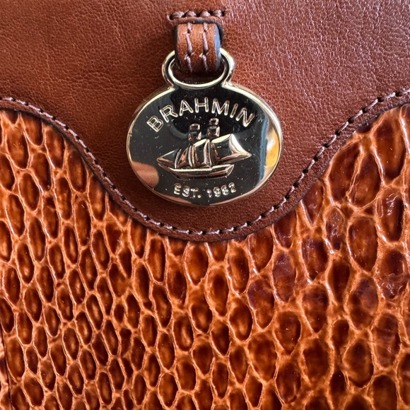 Brahmin Alonna Leather Crossbody - Nutmeg Janeway New without Tags - Picture 3 of 4